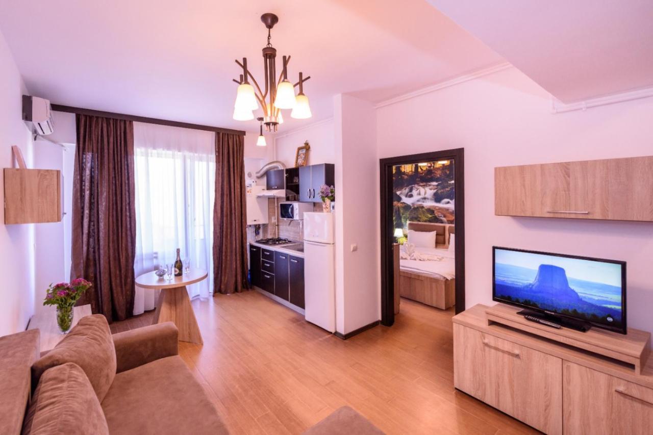 Theo Summerland Seaview Mamaia Luaran gambar