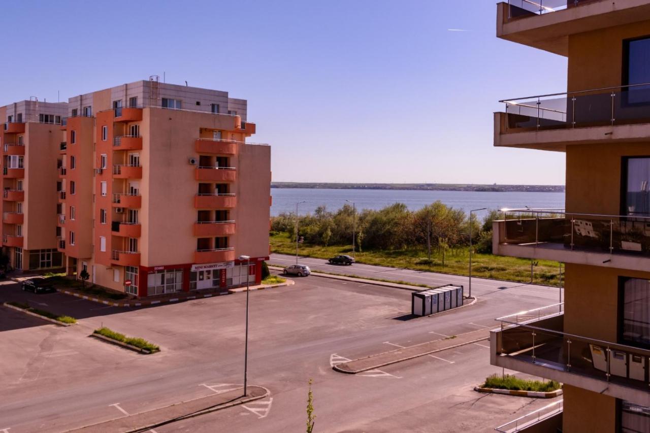 Theo Summerland Seaview Mamaia Luaran gambar