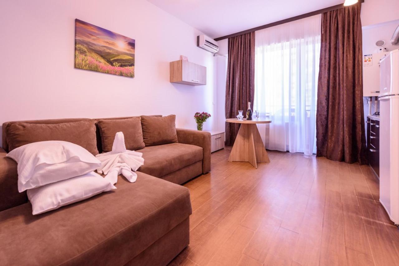 Theo Summerland Seaview Mamaia Luaran gambar