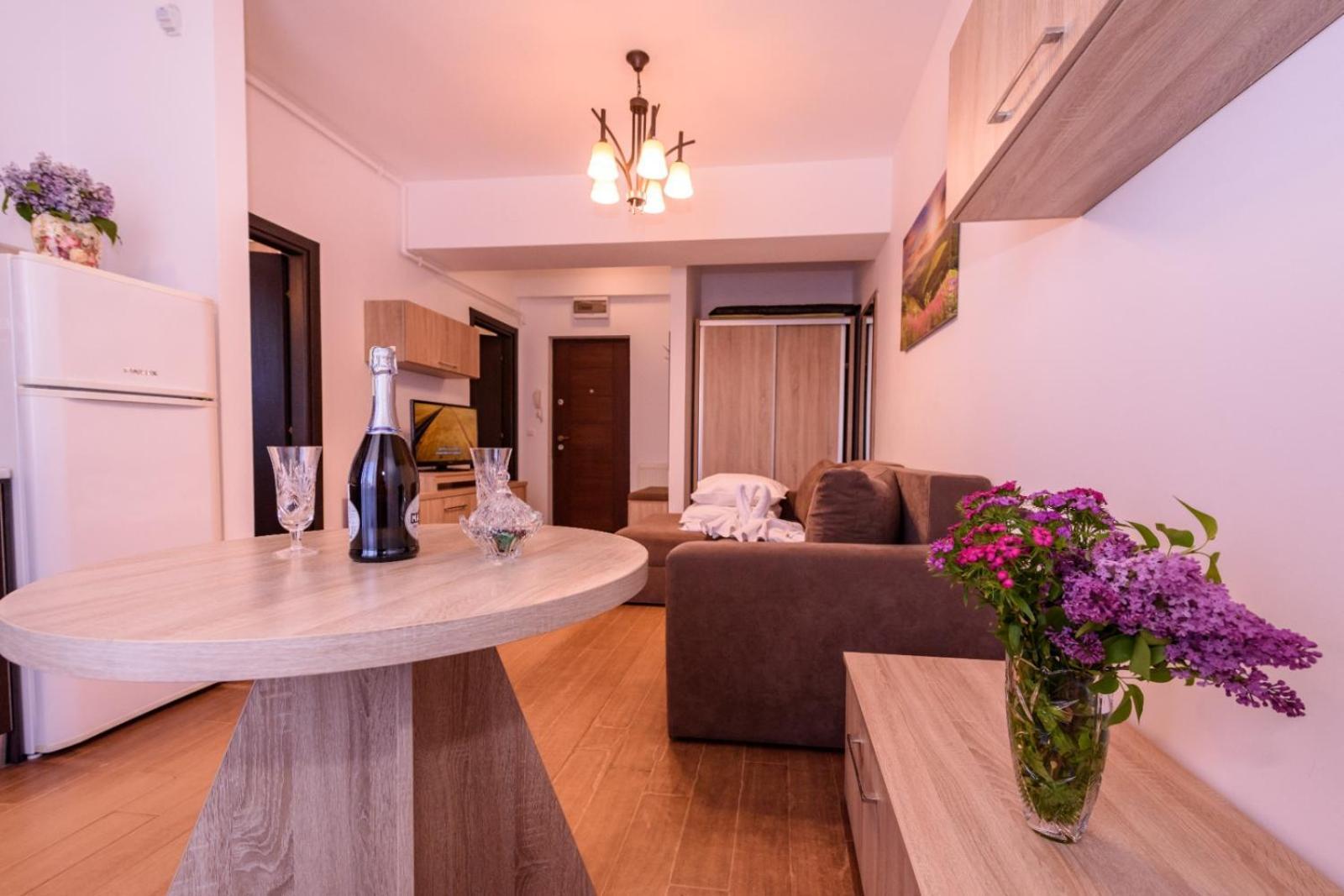 Theo Summerland Seaview Mamaia Bilik gambar